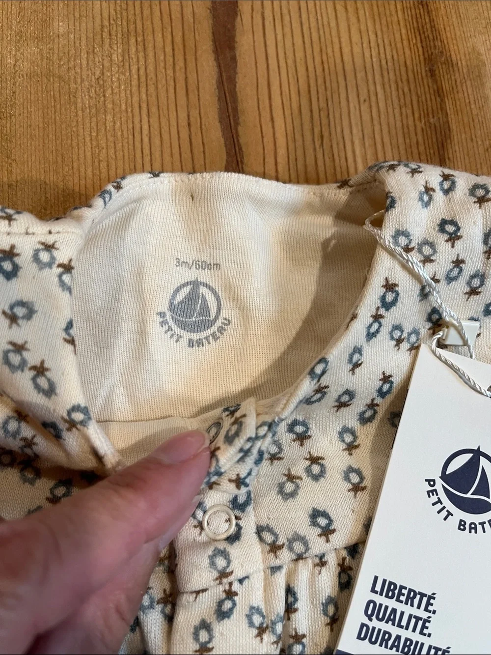 New! PETIT BATEAU 3M Tiny Floral Print Double Knit Dress Snap Up Ruffled Cuffs